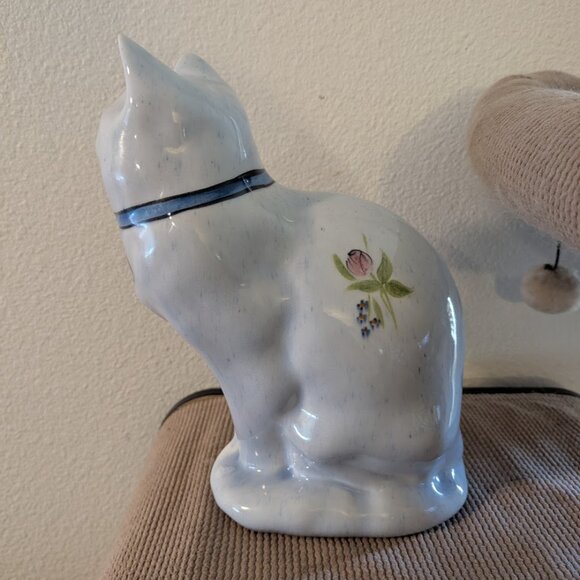 CUTE Vintage N.S. Gustin Hand Painted Wite Ceramic Cat Floral Pattern 14" - Picture 4 of 9